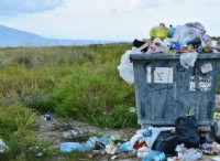 Επενδύσεις 180 δισεκατομμυρίων δολαρίων στην παραγωγή πλαστικών κινδυνεύουν να βλάψουν ανεπανόρθωτα το περιβάλλον 